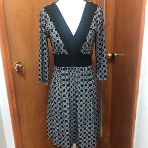 Black and white size S